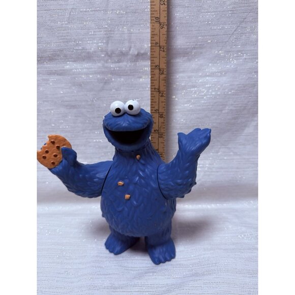 Sesame Street Cookie Monster Plastic 7” Toy Figurine - Picture 7 of 7